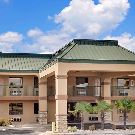 מלון Super 8 By Wyndham Byron/South Macon מראה חיצוני תמונה