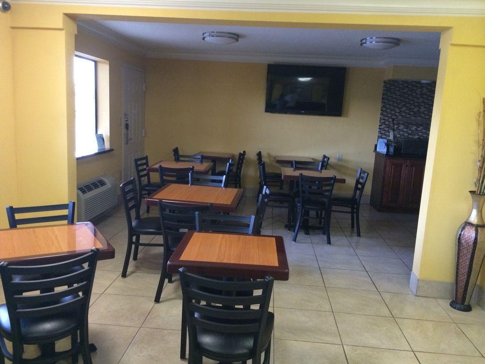מלון Super 8 By Wyndham Byron/South Macon מראה חיצוני תמונה