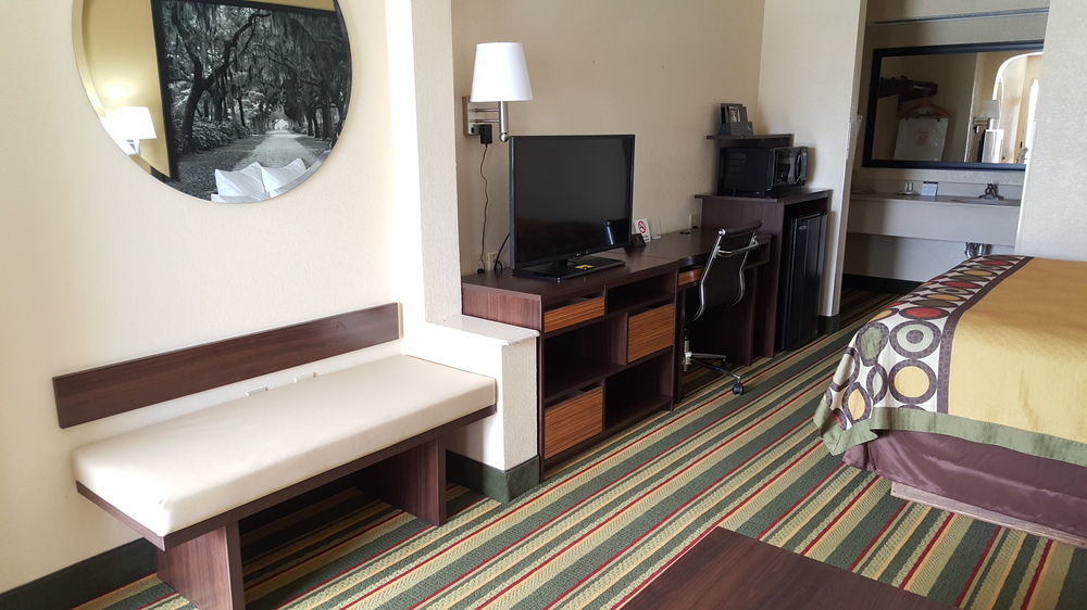 מלון Super 8 By Wyndham Byron/South Macon מראה חיצוני תמונה